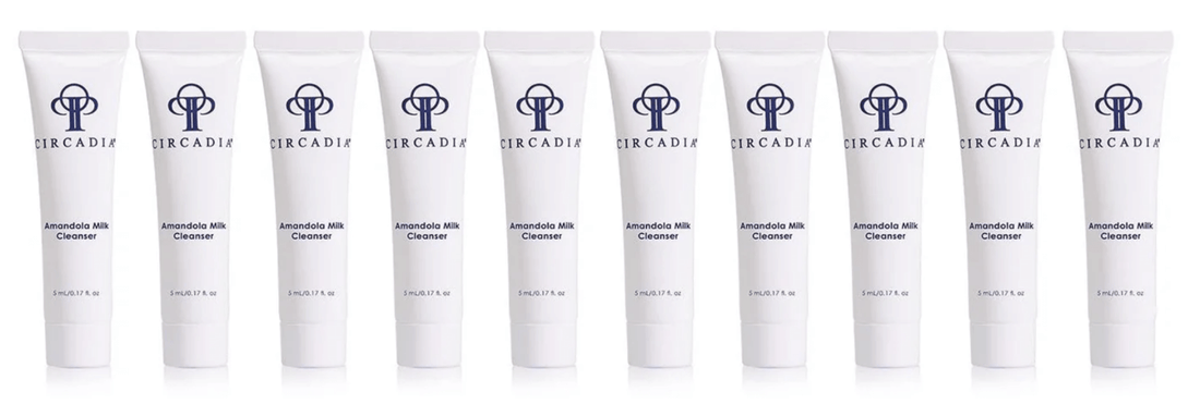 Amandola Milk Cleanser Sample 10 x 5 ml